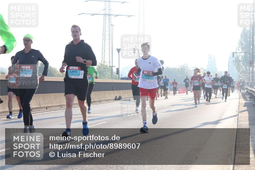 03.10.2025 - Köhlbrandbrückenlauf Luisa Fischer http://msf.ph/oto/8989607 03.10.2025 10:12:50 Position 3 1103, 1067, 2728 meine-sportfotos.de