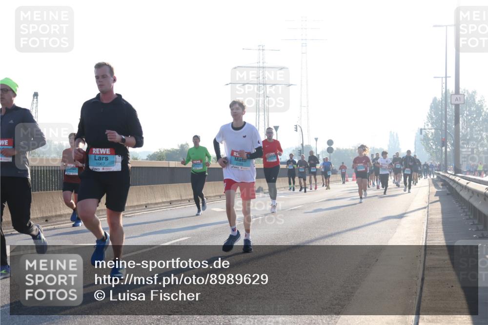 03.10.2025 - Köhlbrandbrückenlauf Luisa Fischer http://msf.ph/oto/8989629 03.10.2025 10:12:52 Position 3 1067, 2728, 1 meine-sportfotos.de