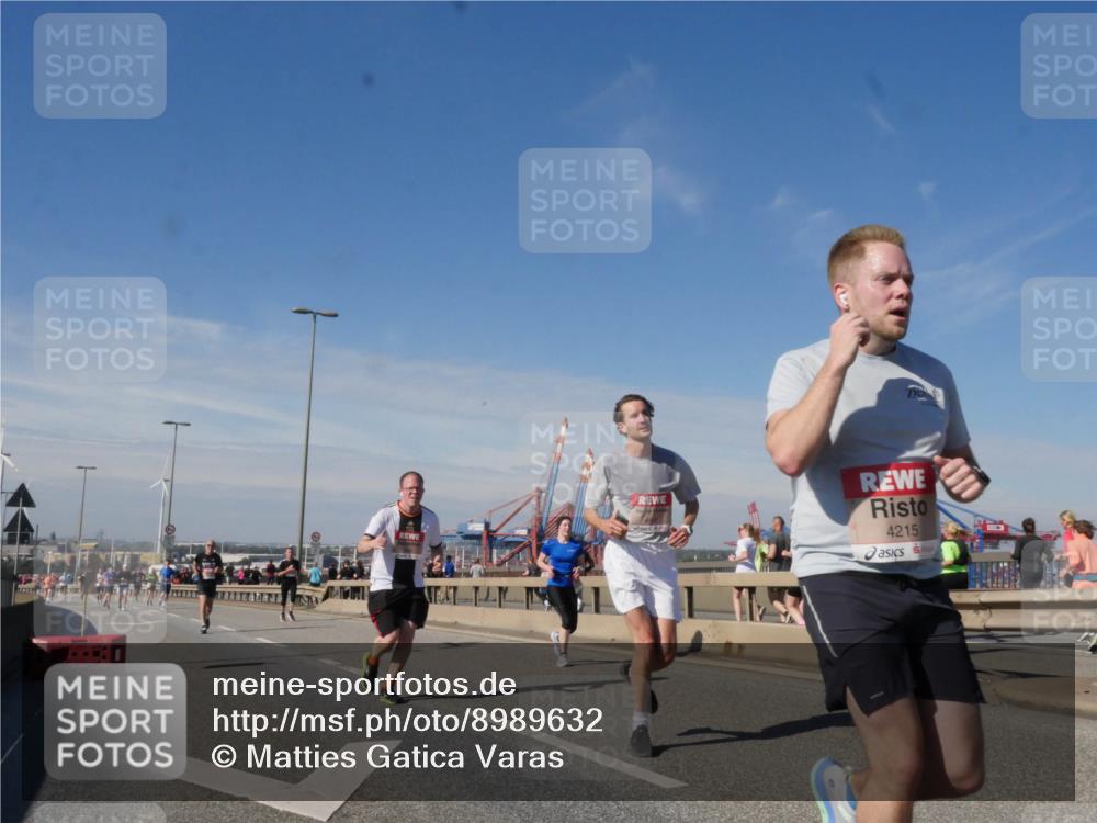 03.10.2025 - Köhlbrandbrückenlauf Matties Gatica Varas http://msf.ph/oto/8989632 03.10.2025 12:37:40 Position 2 4215 meine-sportfotos.de