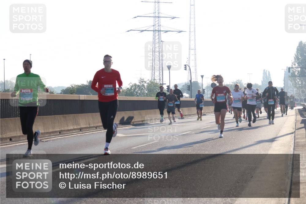03.10.2025 - Köhlbrandbrückenlauf Luisa Fischer http://msf.ph/oto/8989651 03.10.2025 10:12:53 Position 3  meine-sportfotos.de