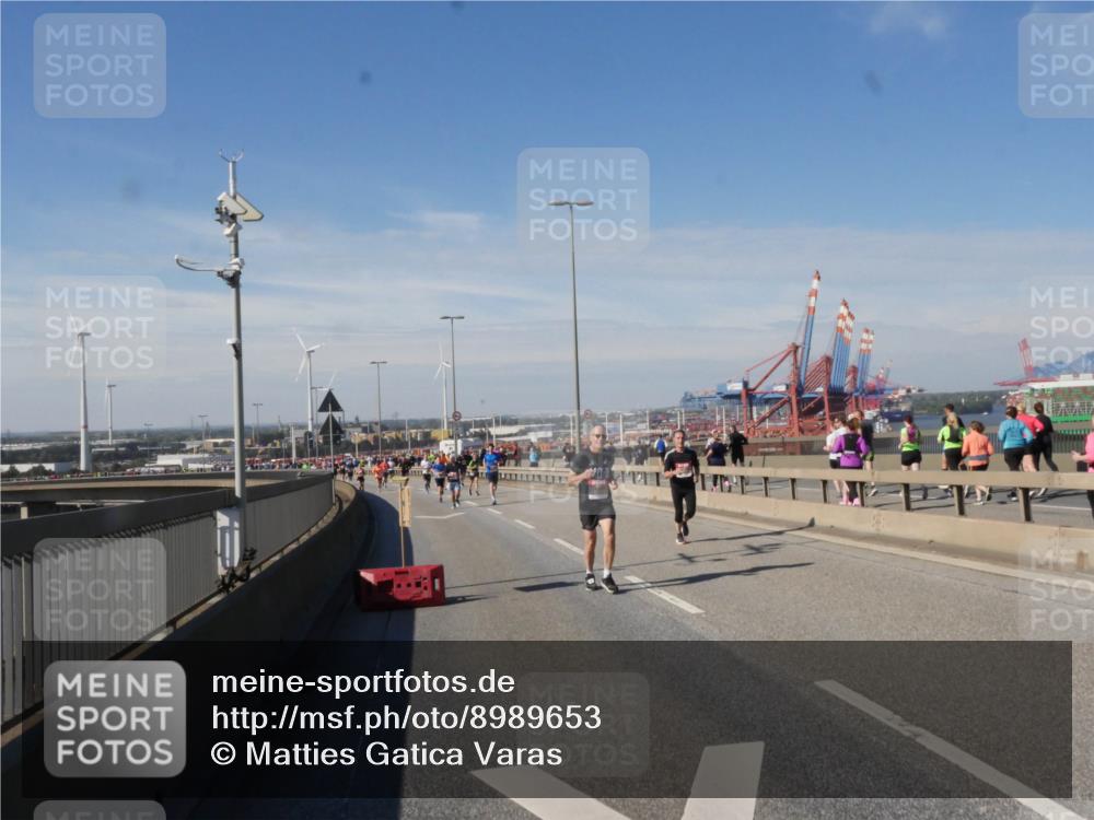 03.10.2025 - Köhlbrandbrückenlauf Matties Gatica Varas http://msf.ph/oto/8989653 03.10.2025 12:37:44 Position 2  meine-sportfotos.de