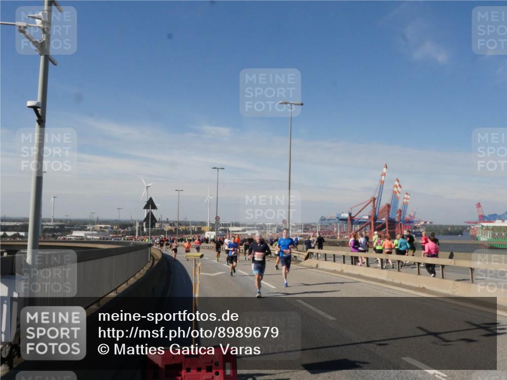 03.10.2025 - Köhlbrandbrückenlauf Matties Gatica Varas http://msf.ph/oto/8989679 03.10.2025 12:37:48 Position 2  meine-sportfotos.de