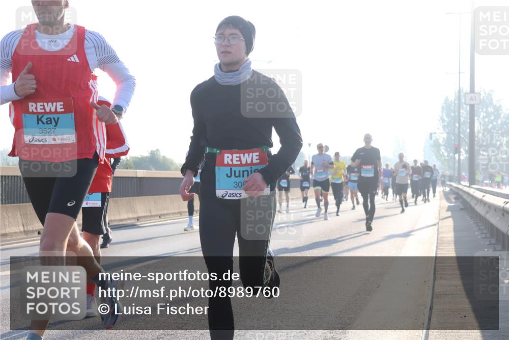 03.10.2025 - Köhlbrandbrückenlauf Luisa Fischer http://msf.ph/oto/8989760 03.10.2025 10:13:06 Position 3 3527, 5, 30, 1 meine-sportfotos.de