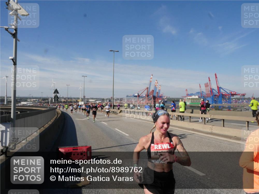 03.10.2025 - Köhlbrandbrückenlauf Matties Gatica Varas http://msf.ph/oto/8989762 03.10.2025 12:38:00 Position 2  meine-sportfotos.de