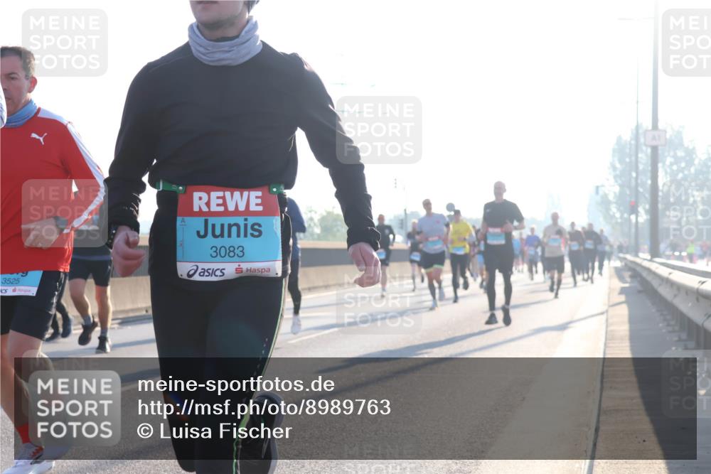 03.10.2025 - Köhlbrandbrückenlauf Luisa Fischer http://msf.ph/oto/8989763 03.10.2025 10:13:07 Position 3 3525, 3083 meine-sportfotos.de