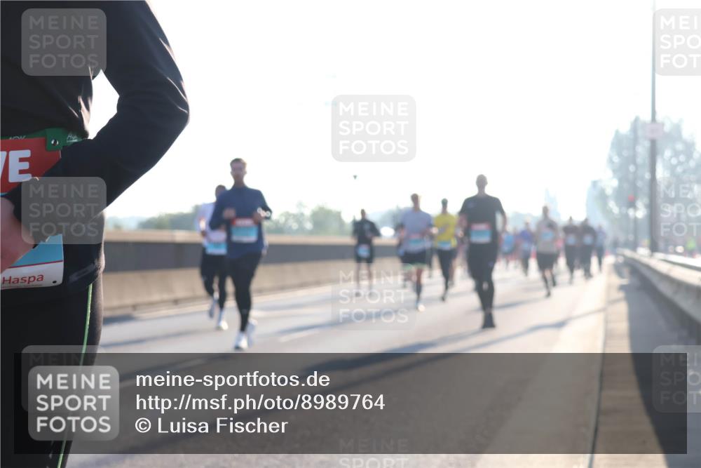 03.10.2025 - Köhlbrandbrückenlauf Luisa Fischer http://msf.ph/oto/8989764 03.10.2025 10:13:07 Position 3  meine-sportfotos.de
