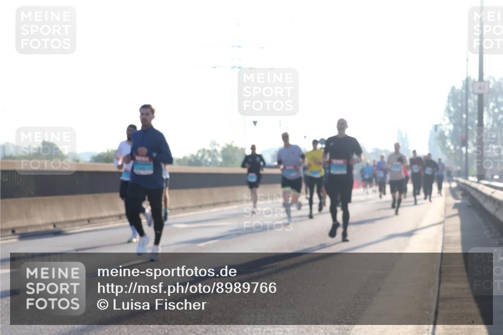 03.10.2025 - Köhlbrandbrückenlauf Luisa Fischer http://msf.ph/oto/8989766 03.10.2025 10:13:07 Position 3  meine-sportfotos.de