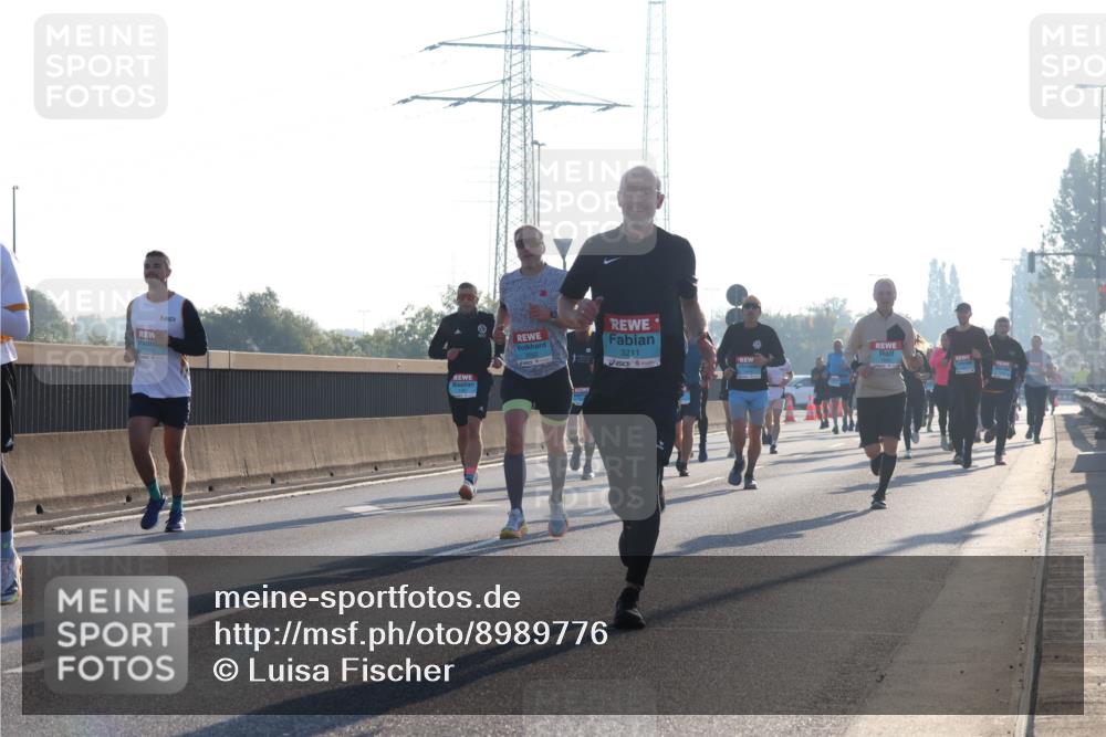 03.10.2025 - Köhlbrandbrückenlauf Luisa Fischer http://msf.ph/oto/8989776 03.10.2025 10:13:09 Position 3 3211 meine-sportfotos.de