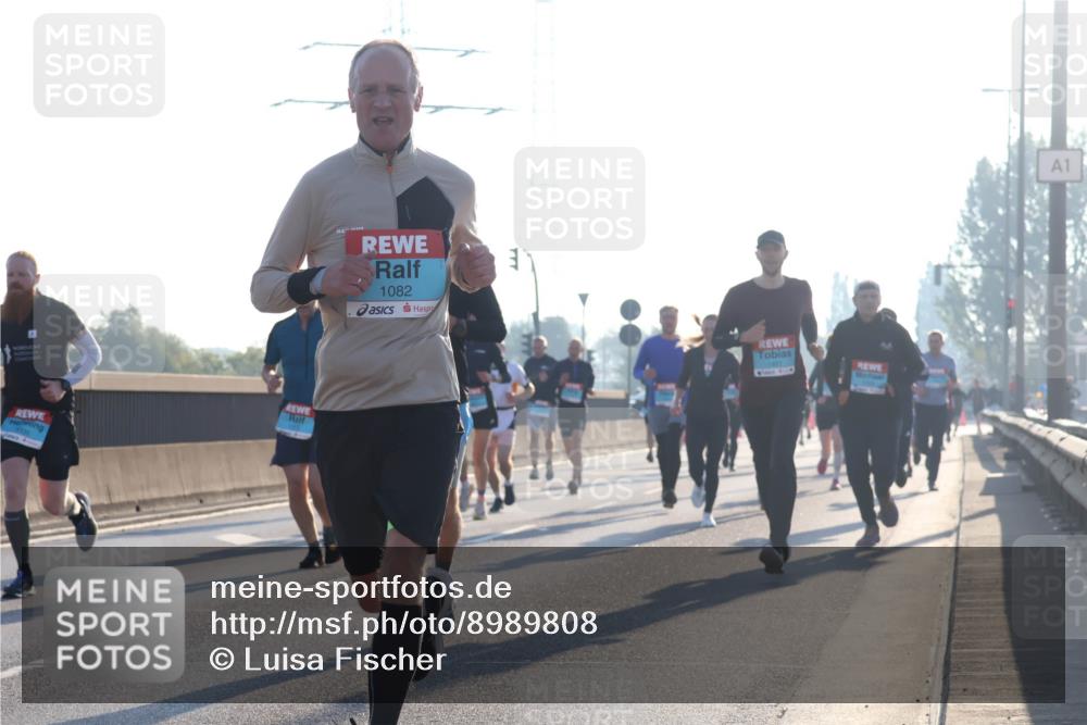 03.10.2025 - Köhlbrandbrückenlauf Luisa Fischer http://msf.ph/oto/8989808 03.10.2025 10:13:13 Position 3 1082, 1 meine-sportfotos.de