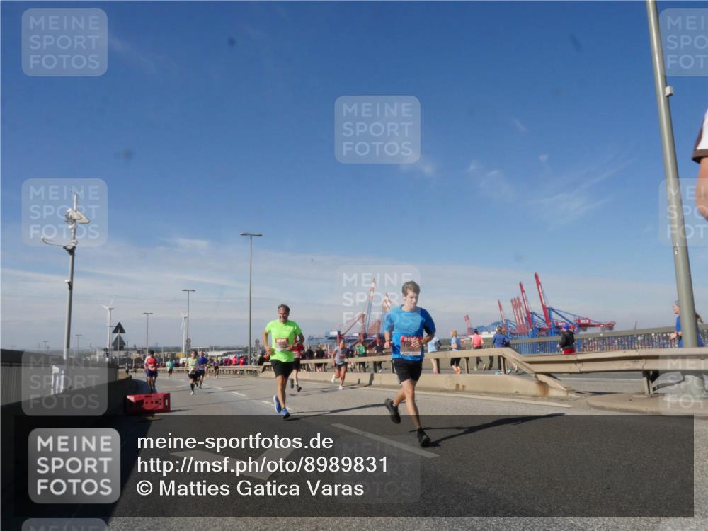 03.10.2025 - Köhlbrandbrückenlauf Matties Gatica Varas http://msf.ph/oto/8989831 03.10.2025 12:38:15 Position 2  meine-sportfotos.de