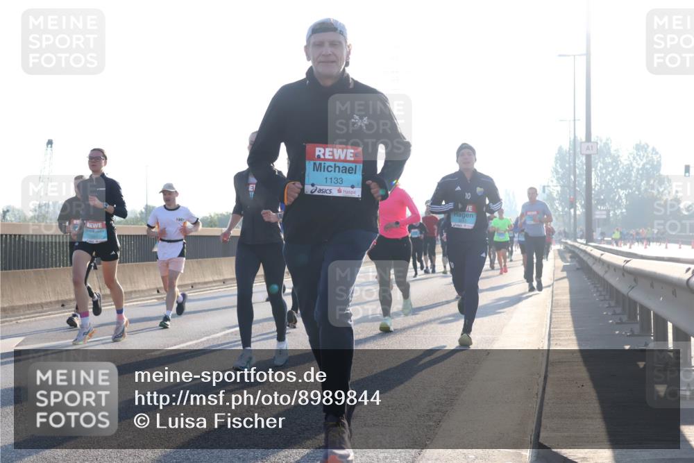 03.10.2025 - Köhlbrandbrückenlauf Luisa Fischer http://msf.ph/oto/8989844 03.10.2025 10:13:17 Position 3 1133, 10, 1 meine-sportfotos.de