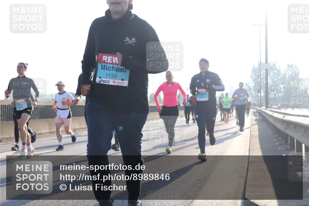 03.10.2025 - Köhlbrandbrückenlauf Luisa Fischer http://msf.ph/oto/8989846 03.10.2025 10:13:17 Position 3 1133, 1 meine-sportfotos.de