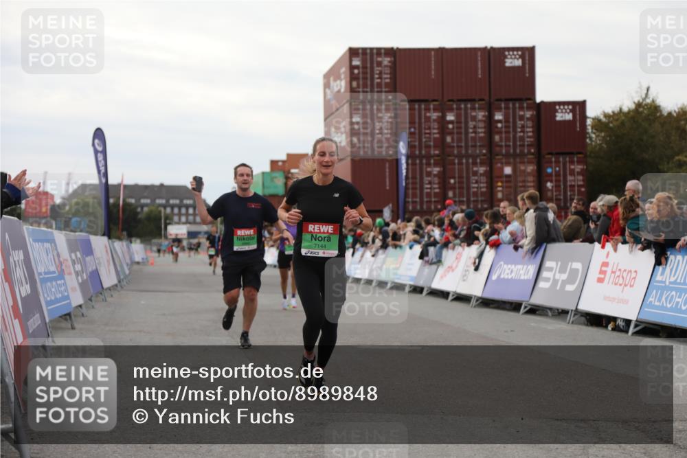 03.10.2025 - Köhlbrandbrückenlauf Yannick Fuchs http://msf.ph/oto/8989848 03.10.2025 16:01:33 Ziel 7144, 7266, 7320, 7805, 8800, 8990 meine-sportfotos.de