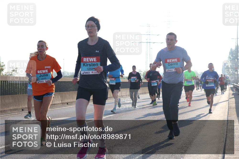 03.10.2025 - Köhlbrandbrückenlauf Luisa Fischer http://msf.ph/oto/8989871 03.10.2025 10:13:21 Position 3 2849, 1258, 3404 meine-sportfotos.de