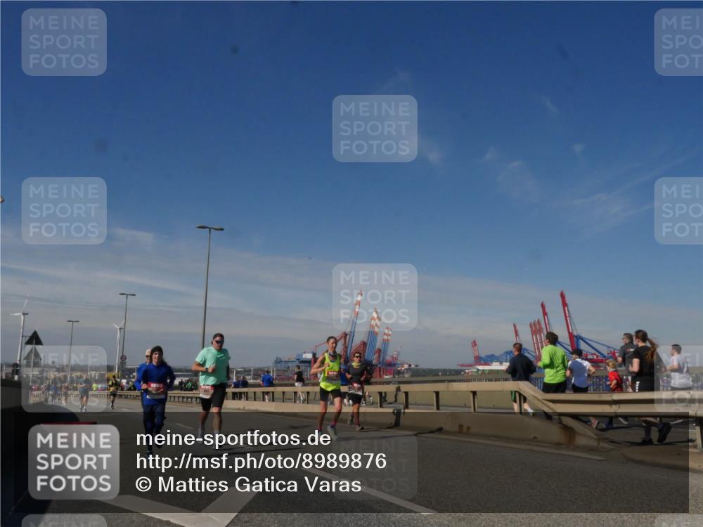 03.10.2025 - Köhlbrandbrückenlauf Matties Gatica Varas http://msf.ph/oto/8989876 03.10.2025 12:38:26 Position 2  meine-sportfotos.de
