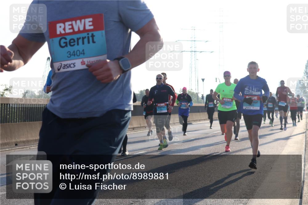 03.10.2025 - Köhlbrandbrückenlauf Luisa Fischer http://msf.ph/oto/8989881 03.10.2025 10:13:22 Position 3 3404, 2920 meine-sportfotos.de