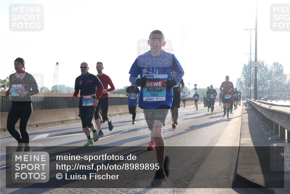 03.10.2025 - Köhlbrandbrückenlauf Luisa Fischer http://msf.ph/oto/8989895 03.10.2025 10:13:23 Position 3 2920 meine-sportfotos.de