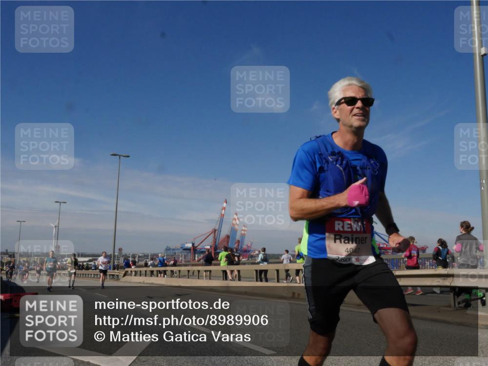 03.10.2025 - Köhlbrandbrückenlauf Matties Gatica Varas http://msf.ph/oto/8989906 03.10.2025 12:38:30 Position 2 4047, 118 meine-sportfotos.de