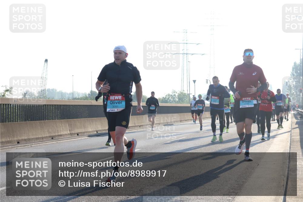 03.10.2025 - Köhlbrandbrückenlauf Luisa Fischer http://msf.ph/oto/8989917 03.10.2025 10:13:26 Position 3 3091, 3118 meine-sportfotos.de