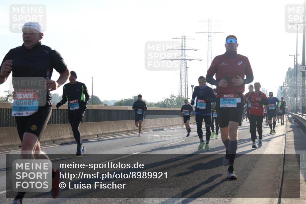 03.10.2025 - Köhlbrandbrückenlauf Luisa Fischer http://msf.ph/oto/8989921 03.10.2025 10:13:27 Position 3 3091, 3118, 1 meine-sportfotos.de