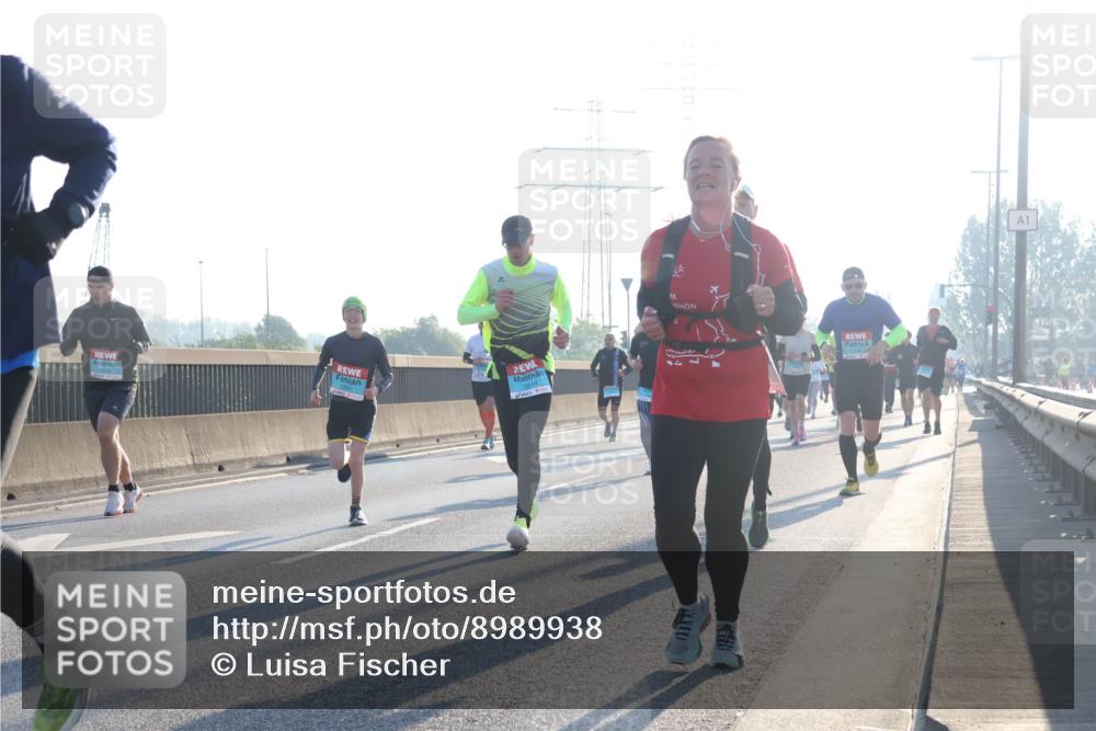 03.10.2025 - Köhlbrandbrückenlauf Luisa Fischer http://msf.ph/oto/8989938 03.10.2025 10:13:29 Position 3 1199, 1 meine-sportfotos.de