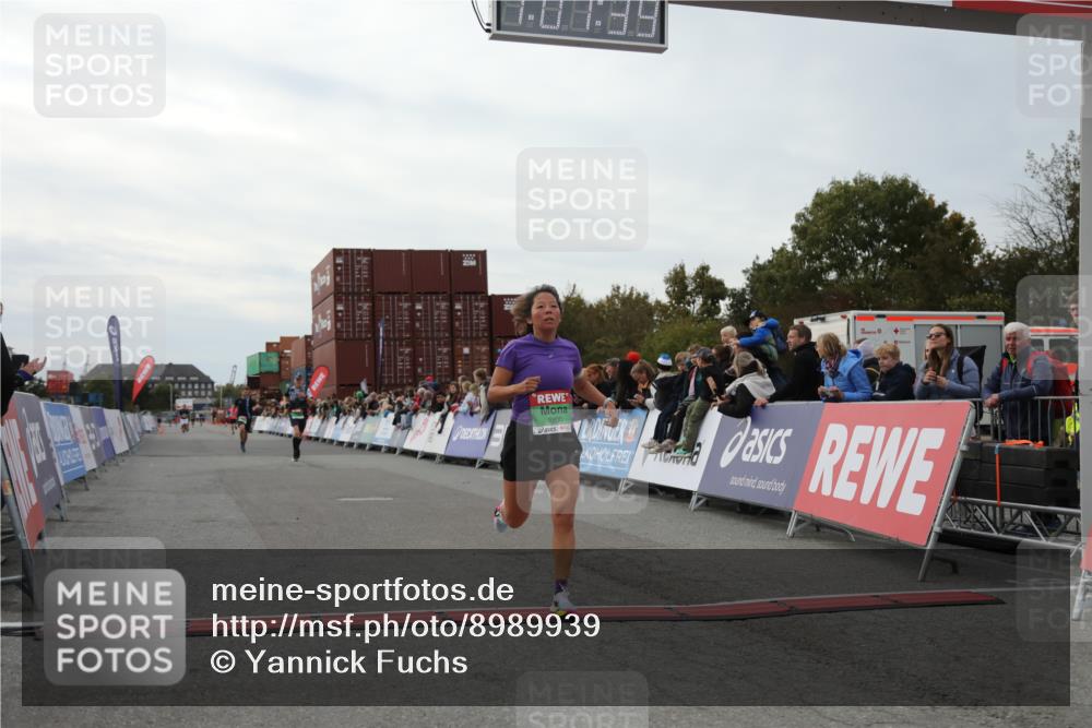 03.10.2025 - Köhlbrandbrückenlauf Yannick Fuchs http://msf.ph/oto/8989939 03.10.2025 16:01:37 Ziel 7144, 7805, 8800, 8990, 9453 meine-sportfotos.de