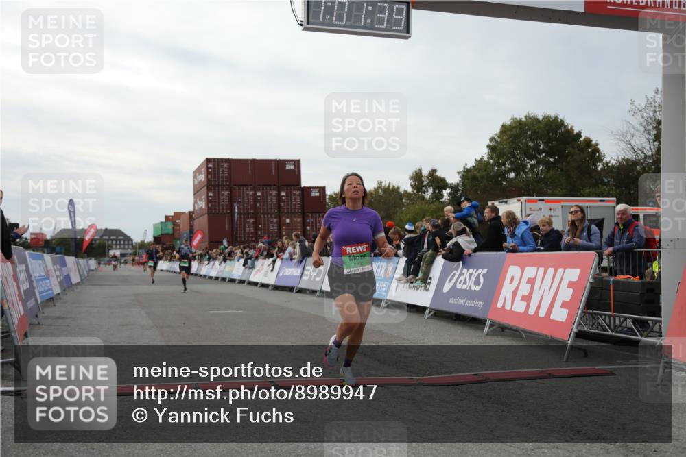 03.10.2025 - Köhlbrandbrückenlauf Yannick Fuchs http://msf.ph/oto/8989947 03.10.2025 16:01:37 Ziel 7144, 7805, 8800, 8990, 9453 meine-sportfotos.de