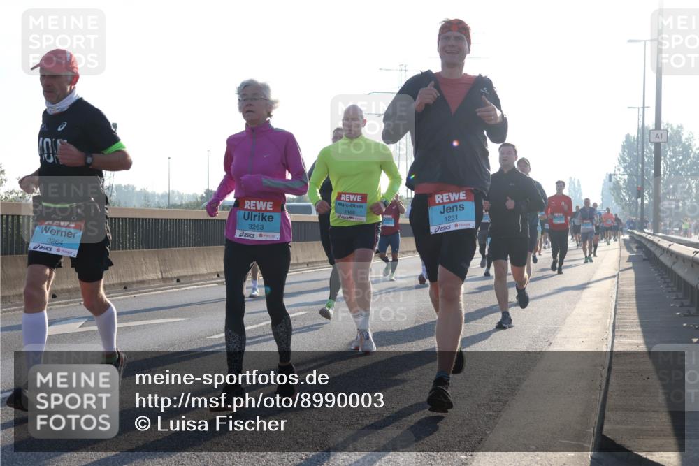 03.10.2025 - Köhlbrandbrückenlauf Luisa Fischer http://msf.ph/oto/8990003 03.10.2025 10:13:36 Position 3 3264, 3263, 1168, 1231, 1 meine-sportfotos.de