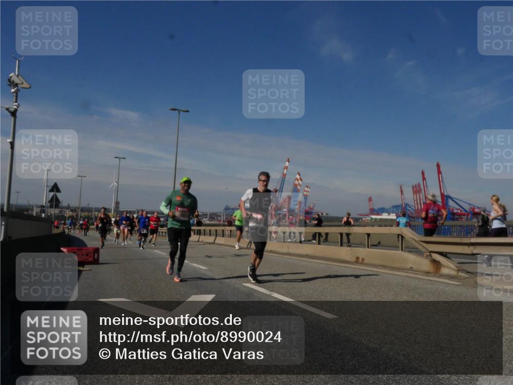 03.10.2025 - Köhlbrandbrückenlauf Matties Gatica Varas http://msf.ph/oto/8990024 03.10.2025 12:38:58 Position 2  meine-sportfotos.de