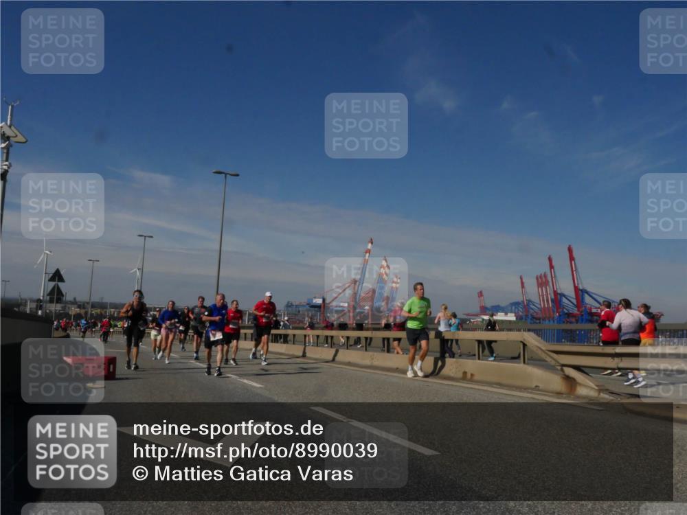 03.10.2025 - Köhlbrandbrückenlauf Matties Gatica Varas http://msf.ph/oto/8990039 03.10.2025 12:39:00 Position 2  meine-sportfotos.de