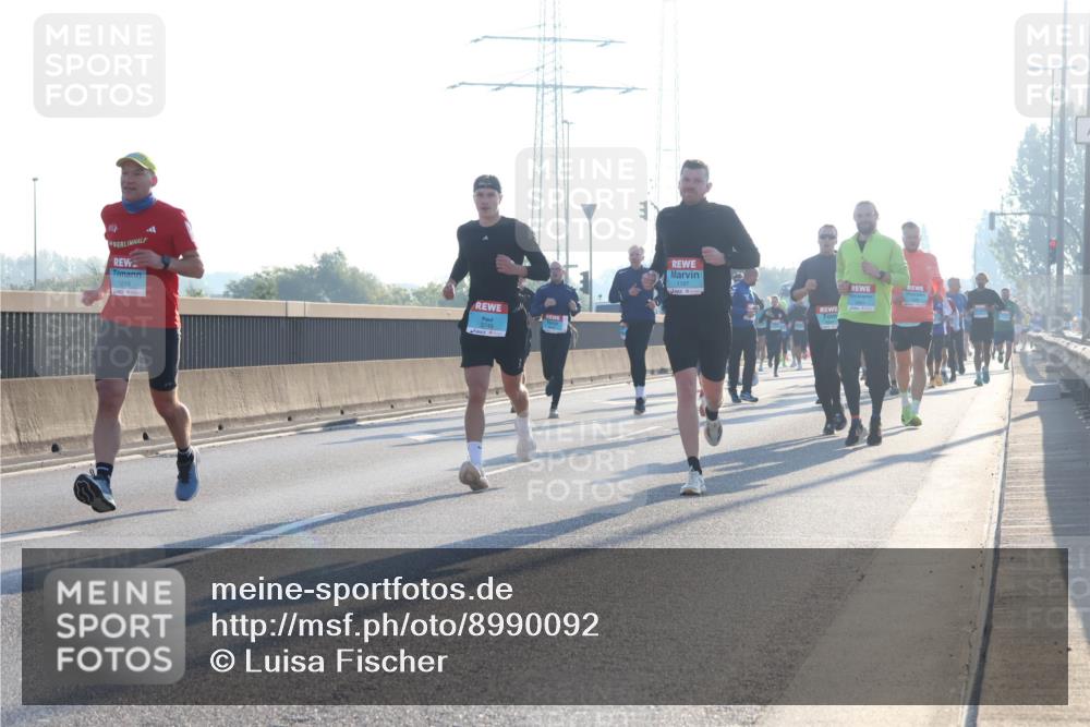 03.10.2025 - Köhlbrandbrückenlauf Luisa Fischer http://msf.ph/oto/8990092 03.10.2025 10:13:47 Position 3 1219, 1197 meine-sportfotos.de