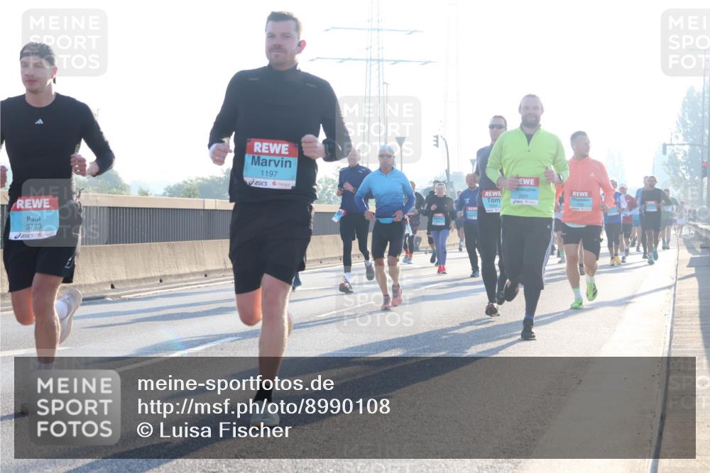 03.10.2025 - Köhlbrandbrückenlauf Luisa Fischer http://msf.ph/oto/8990108 03.10.2025 10:13:49 Position 3 3749, 1197, 2889, 1054 meine-sportfotos.de