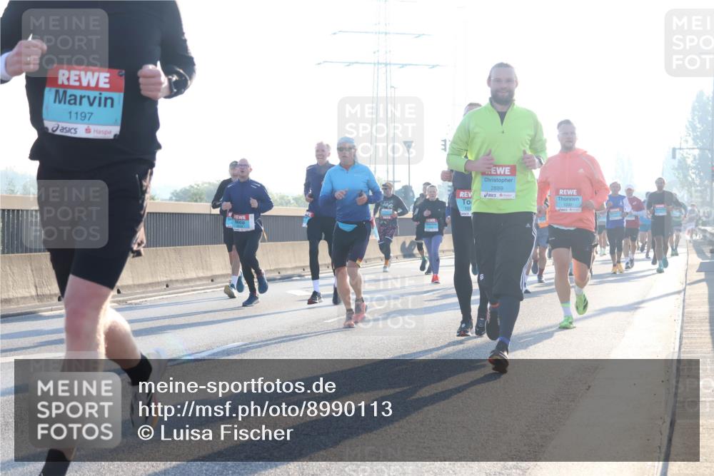 03.10.2025 - Köhlbrandbrückenlauf Luisa Fischer http://msf.ph/oto/8990113 03.10.2025 10:13:50 Position 3 1197, 2889, 1292, 105 meine-sportfotos.de