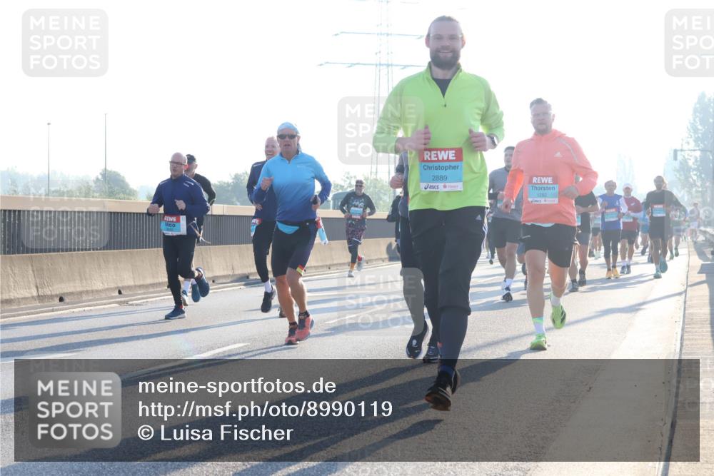 03.10.2025 - Köhlbrandbrückenlauf Luisa Fischer http://msf.ph/oto/8990119 03.10.2025 10:13:50 Position 3 2889, 1292 meine-sportfotos.de