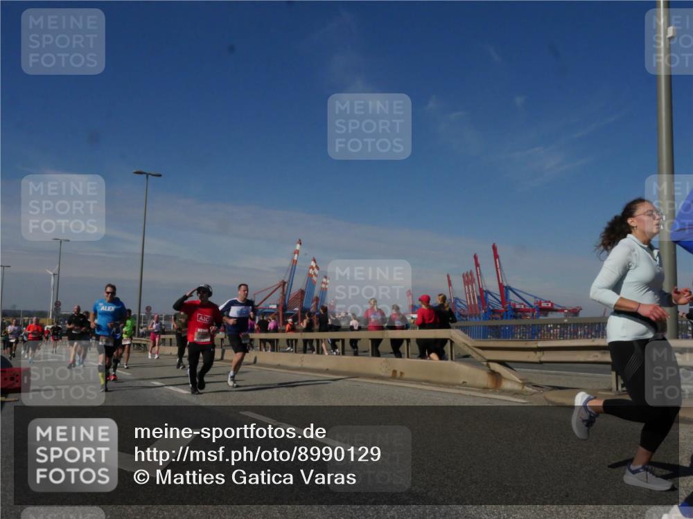 03.10.2025 - Köhlbrandbrückenlauf Matties Gatica Varas http://msf.ph/oto/8990129 03.10.2025 12:39:13 Position 2  meine-sportfotos.de