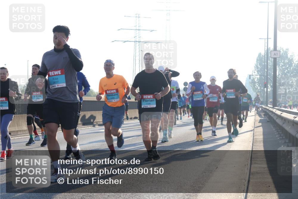 03.10.2025 - Köhlbrandbrückenlauf Luisa Fischer http://msf.ph/oto/8990150 03.10.2025 10:13:54 Position 3 284, 5, 1703, 3817, 3495, 1146, 1 meine-sportfotos.de