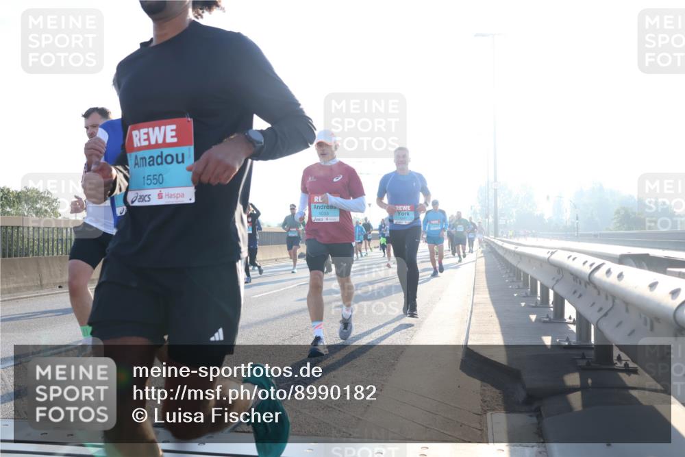 03.10.2025 - Köhlbrandbrückenlauf Luisa Fischer http://msf.ph/oto/8990182 03.10.2025 10:13:58 Position 3 1550, 1033 meine-sportfotos.de