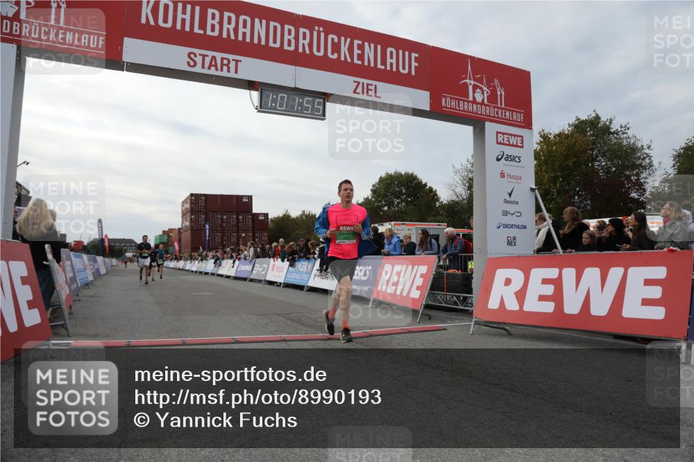 03.10.2025 - Köhlbrandbrückenlauf Yannick Fuchs http://msf.ph/oto/8990193 03.10.2025 16:01:54 Ziel 7204, 9145, 9192, 9324 meine-sportfotos.de