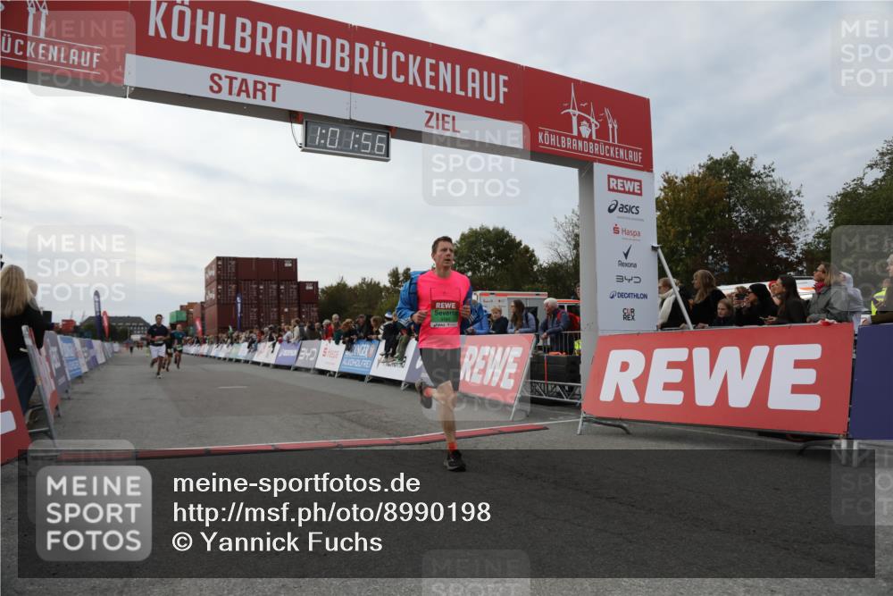 03.10.2025 - Köhlbrandbrückenlauf Yannick Fuchs http://msf.ph/oto/8990198 03.10.2025 16:01:54 Ziel 7204, 9145, 9192, 9324 meine-sportfotos.de
