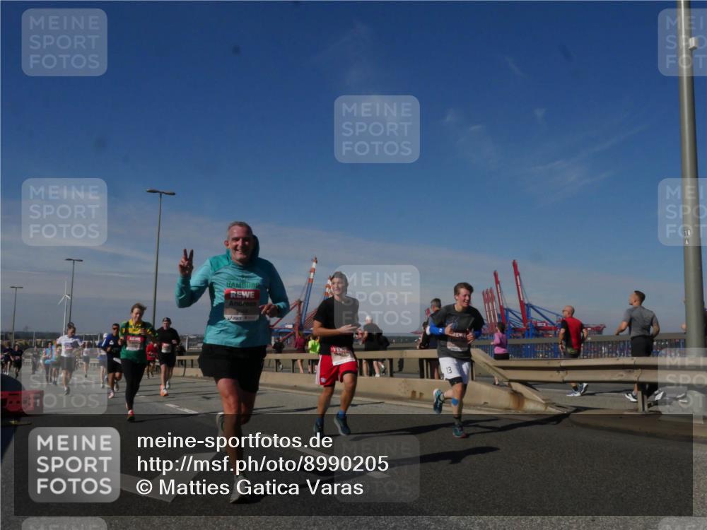 03.10.2025 - Köhlbrandbrückenlauf Matties Gatica Varas http://msf.ph/oto/8990205 03.10.2025 12:39:25 Position 2 13, 118 meine-sportfotos.de