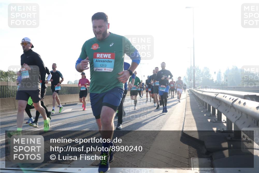 03.10.2025 - Köhlbrandbrückenlauf Luisa Fischer http://msf.ph/oto/8990240 03.10.2025 10:14:05 Position 3 1207, 1213 meine-sportfotos.de
