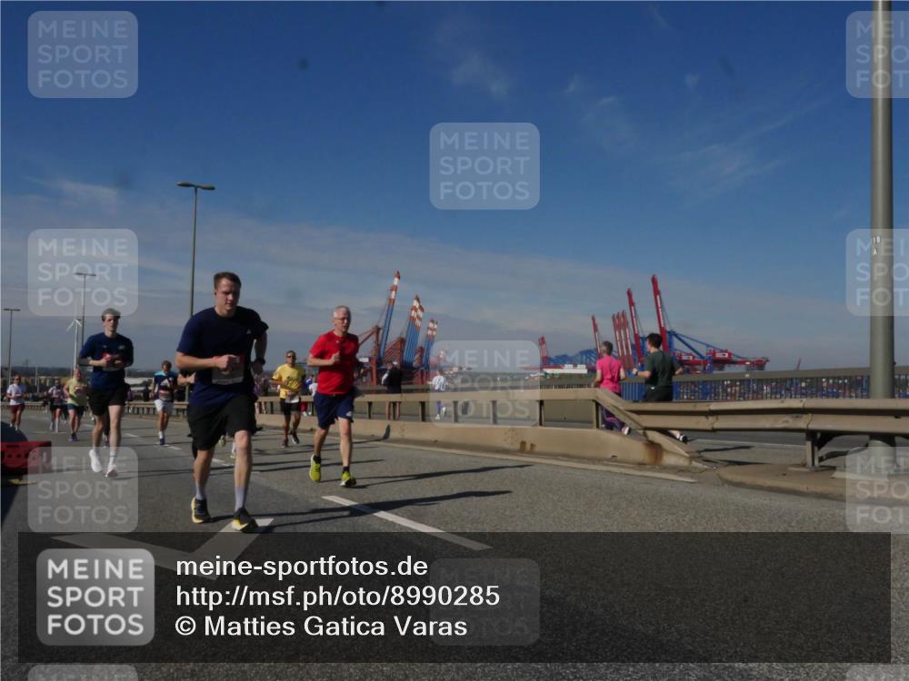 03.10.2025 - Köhlbrandbrückenlauf Matties Gatica Varas http://msf.ph/oto/8990285 03.10.2025 12:39:37 Position 2  meine-sportfotos.de