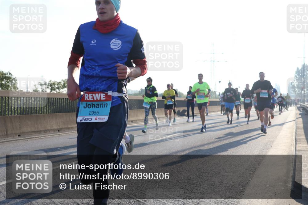03.10.2025 - Köhlbrandbrückenlauf Luisa Fischer http://msf.ph/oto/8990306 03.10.2025 10:14:13 Position 3 2955 meine-sportfotos.de
