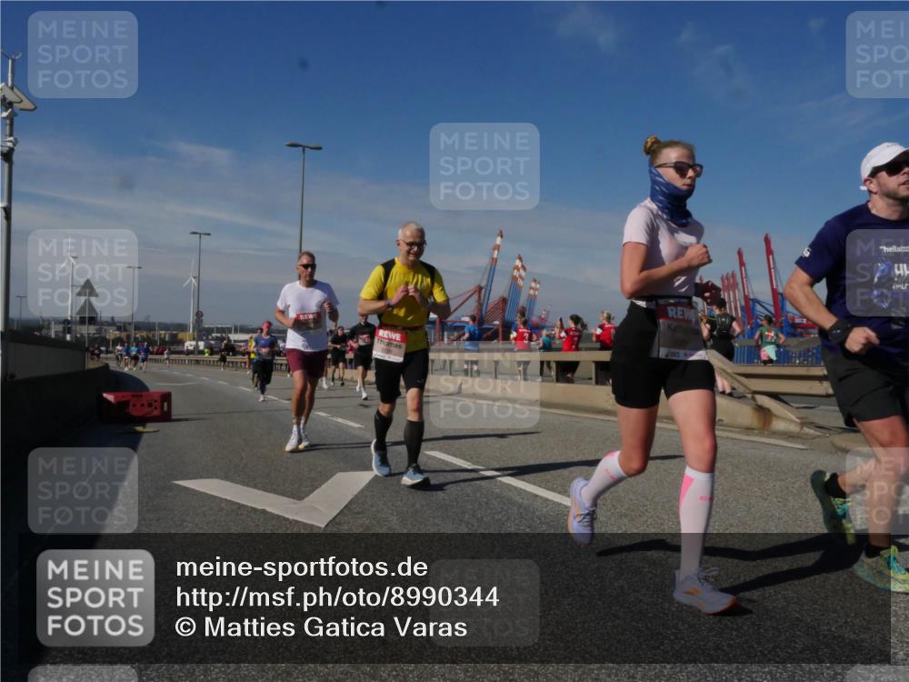 03.10.2025 - Köhlbrandbrückenlauf Matties Gatica Varas http://msf.ph/oto/8990344 03.10.2025 12:39:45 Position 2  meine-sportfotos.de