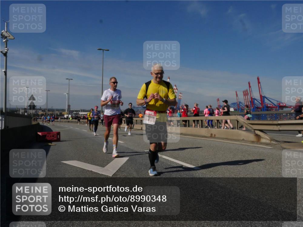 03.10.2025 - Köhlbrandbrückenlauf Matties Gatica Varas http://msf.ph/oto/8990348 03.10.2025 12:39:46 Position 2  meine-sportfotos.de
