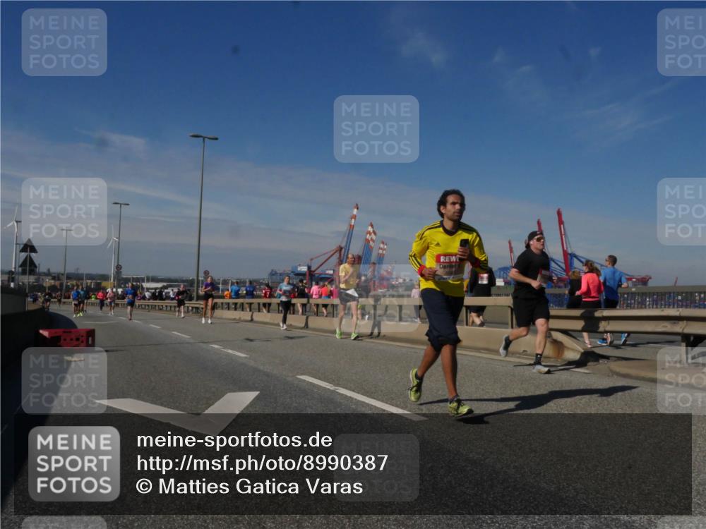 03.10.2025 - Köhlbrandbrückenlauf Matties Gatica Varas http://msf.ph/oto/8990387 03.10.2025 12:39:51 Position 2  meine-sportfotos.de