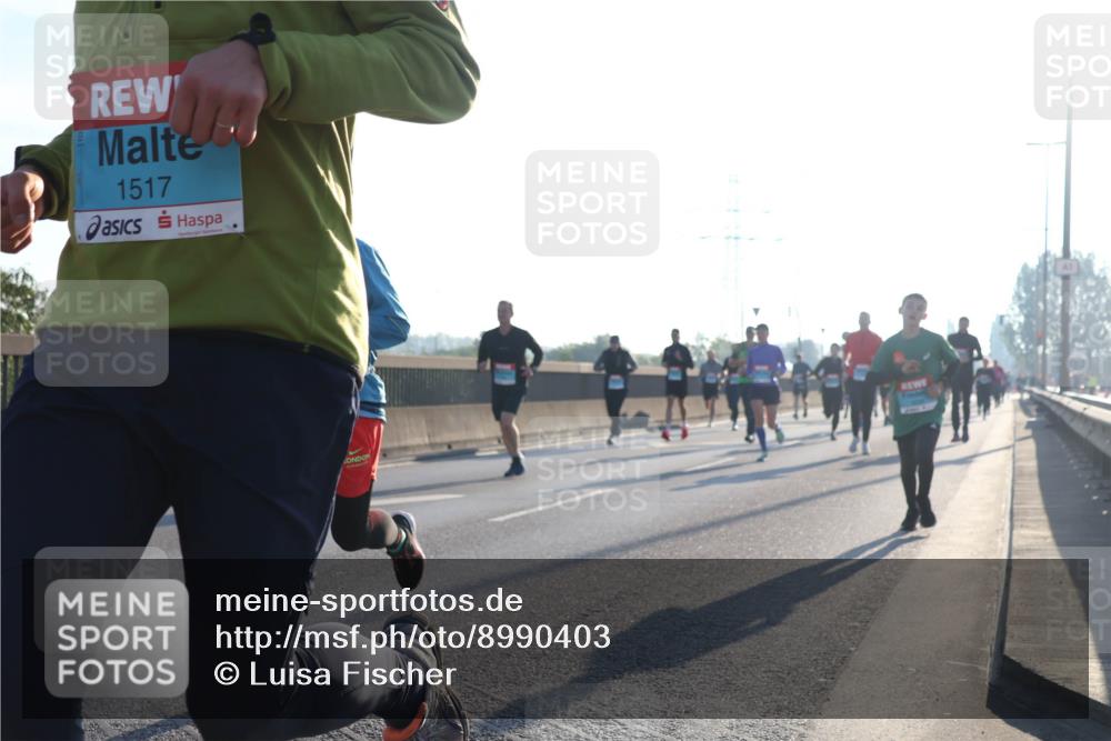03.10.2025 - Köhlbrandbrückenlauf Luisa Fischer http://msf.ph/oto/8990403 03.10.2025 10:14:26 Position 3 1517 meine-sportfotos.de