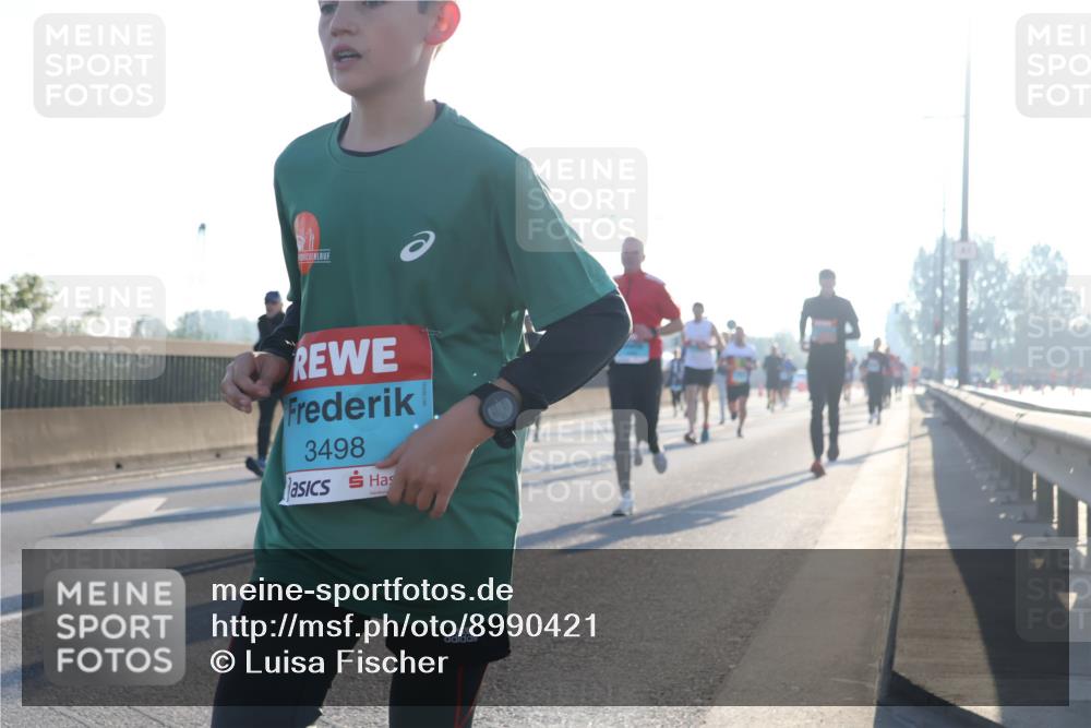 03.10.2025 - Köhlbrandbrückenlauf Luisa Fischer http://msf.ph/oto/8990421 03.10.2025 10:14:28 Position 3 3498 meine-sportfotos.de