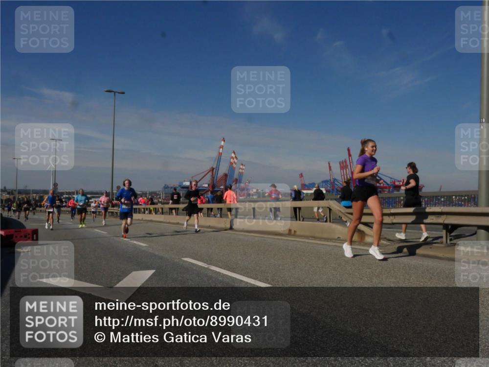 03.10.2025 - Köhlbrandbrückenlauf Matties Gatica Varas http://msf.ph/oto/8990431 03.10.2025 12:39:58 Position 2  meine-sportfotos.de