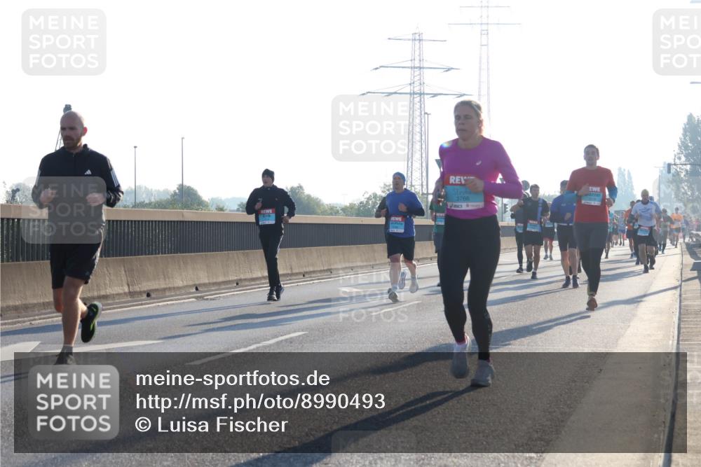 03.10.2025 - Köhlbrandbrückenlauf Luisa Fischer http://msf.ph/oto/8990493 03.10.2025 10:14:37 Position 3 3766 meine-sportfotos.de